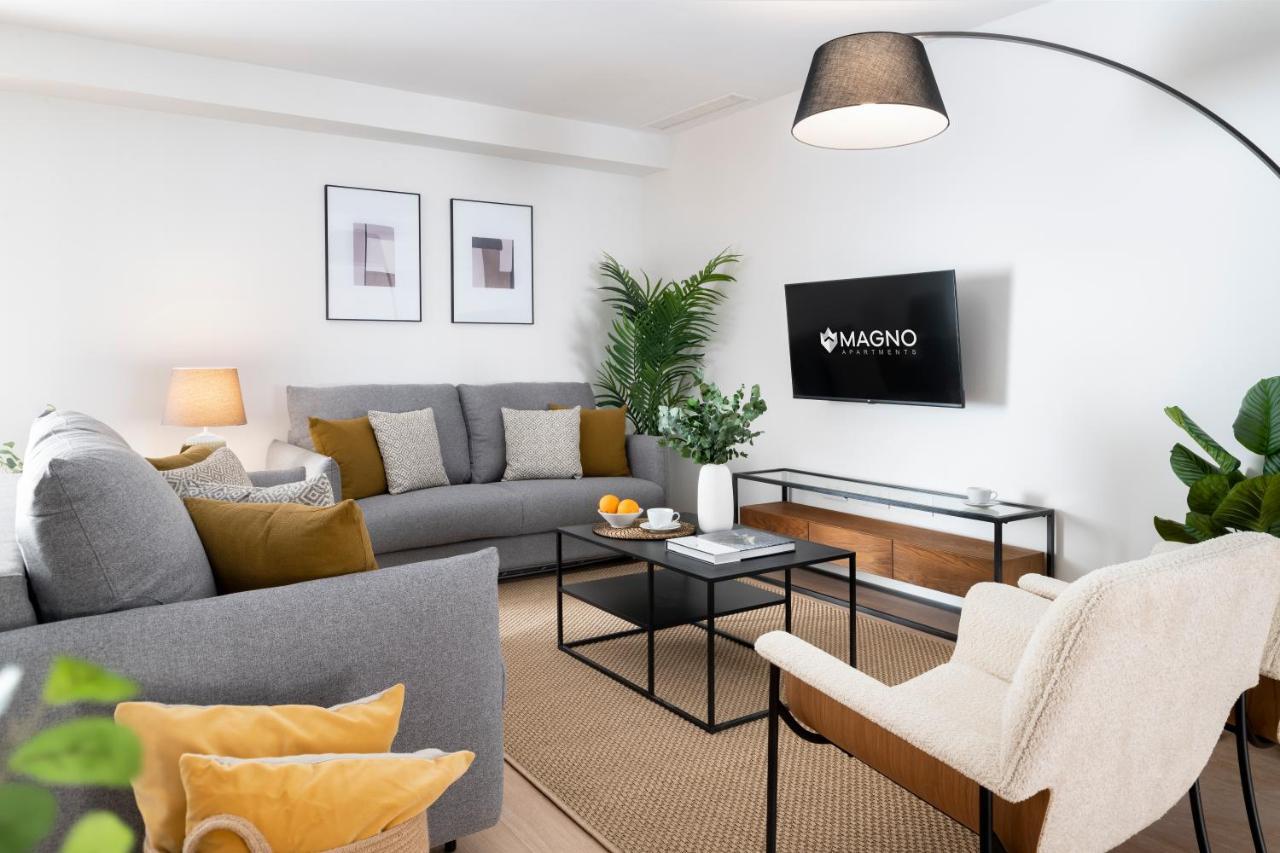 Magno Apartments Castelar Seville Luaran gambar